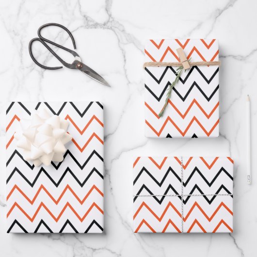 Zwarte Oranje Chevron Zigzag Inpakpapier Vel (Voorkant)