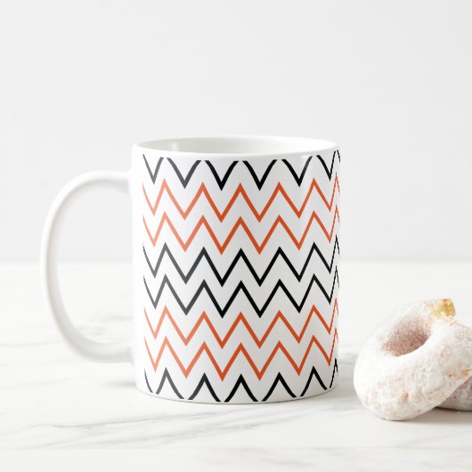 Zwarte Oranje Chevron Zigzag Koffiemok (Met donut)