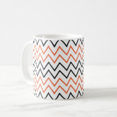 Zwarte Oranje Chevron Zigzag Koffiemok (Voorkant links)
