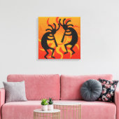 Zwarte Oranje Zuidwestelijke Kokopelli Wall Art Canvas Afdruk (Insitu (Woonkamer))