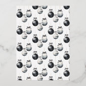 Zwarte Ornamenten Zilveren Kerst Feest Uitnodiging (Achterkant)