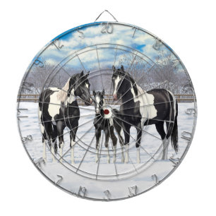 zwarte paardenpestjes met kwartsverf in sneeuw dartbord