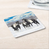 zwarte paardenpestjes met kwartsverf in sneeuw kartonnen onderzetters (Schuin)