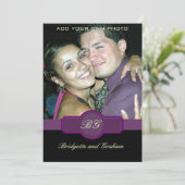 Zwarte Paarse bruiloft-uitnodigingen met foto Kaart (Staand voorkant)