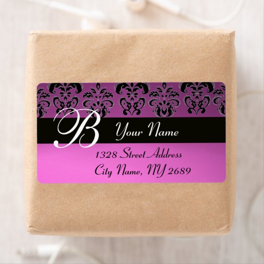 ZWARTE PAARSE DAMASKMONOGRAM ETIKET (Insitu)