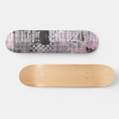 Zwarte paarse inkuilkunst op skateboard (Horizontaal)