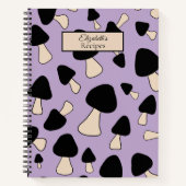 Zwarte paddenstoelen op zacht Paarse receptenboek Notitieboek (Voorkant)