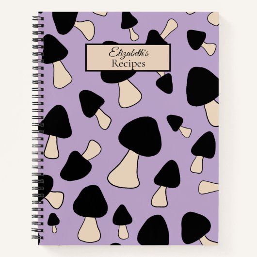 Zwarte paddenstoelen op zacht Paarse receptenboek Notitieboek (Voorkant)