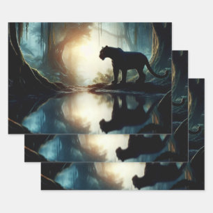 Zwarte panter weerspiegeld in waterpoel in Oerwoud Inpakpapier Vel