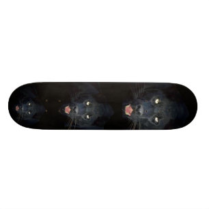 Zwarte pantherskateboard persoonlijk skateboard