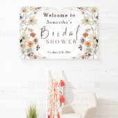 Zwarte Pastel Boho Wildflower Moderne Bruidsdouche Spandoek (Insitu)