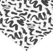 Zwarte penseelstreekpatroon van inktverf medium tafelloper (Hoek)