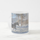 Zwarte Percheron in wintersneeuw en bos Matglas Koffiemok (Voorkant links)