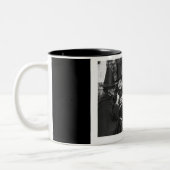 Zwarte Pet Society Mok (Links)