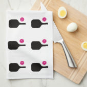 Zwarte pickleball & roze ballen handdoek (Quarter Fold)