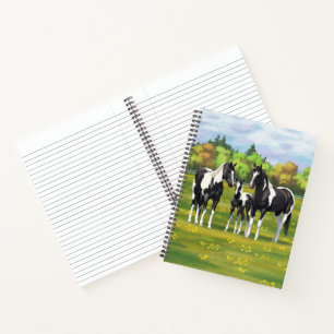 Zwarte Pinto-verf kwart paarden in zomerdeeg Notitieboek