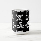 ZWARTE PIRATE BANNERS SKULL, GEKROOSTE BOTTEN, SWO KOFFIEMOK (Center)