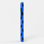 Zwarte polka harten op blauw Case-Mate iPhone case (Achterkant/rechts)