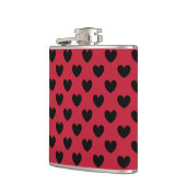 Zwarte polka harten op rood heupfles (Links)