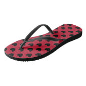 Zwarte polka harten op rood teenslippers (Schuin)