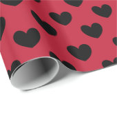Zwarte polka harten rood cadeaupapier (Rol Hoek)