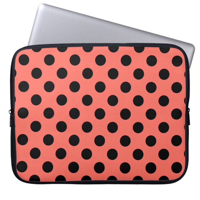 Zwarte polka-punten op levend koraal laptop sleeve (Voorkant)
