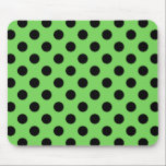 Zwarte polka-stippen op kalkgroen muismat<br><div class="desc">Zwarte polka-stippen op kalkgroen</div>