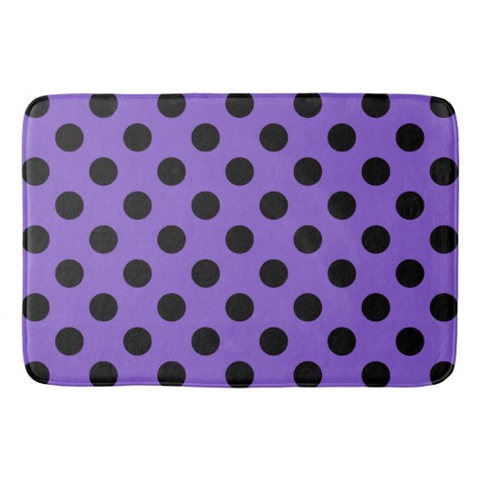 Zwarte polka stippen op lavendel badmat (Voorkant)