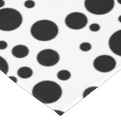 Zwarte Polka stippen op wit | Tafelkleed (Gekanteld)
