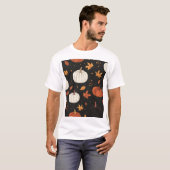 Zwarte pompoen en blad betegeld patroon t-shirt (Voorkant volledig)