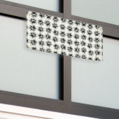 Zwarte poten, hondenpoten, kattenpoten, omtrek spandoek (Buitenkant Gebouw)