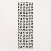 Zwarte poten, hondenpoten, kattenpoten, omtrek yogamat (Voorkant)