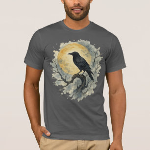 Zwarte raaf neergestreken op tak onder volle maan t-shirt