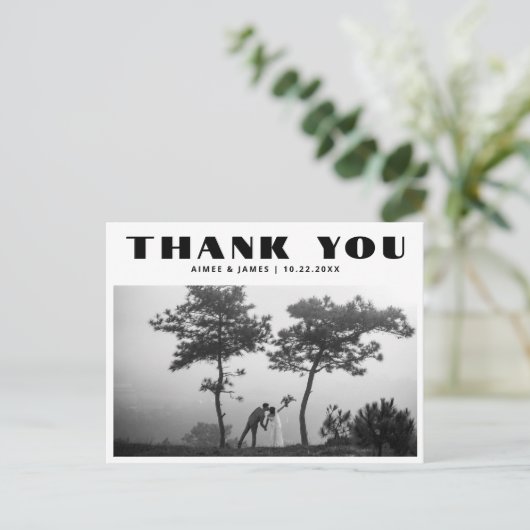 Zwarte Retro Typografie 2 Foto Huwelijk Dank Je Briefkaart (Staand voorkant)