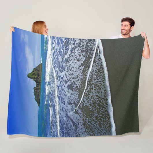 ZWARTE ROTS FLEECE DEKEN (In situ)