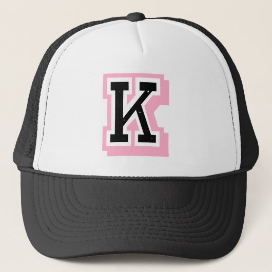zwarte roze letter K Trucker Pet (Voorkant)