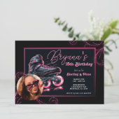 Zwarte & Roze Rollerblades Glow Sparkle Verjaardag Kaart (Staand voorkant)