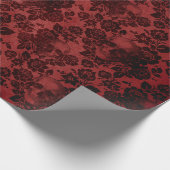 Zwarte Rozen en schedels op rood Cadeaupapier (Hoek)