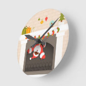 zwarte santa zit vast in haard ronde klok (Hoek)