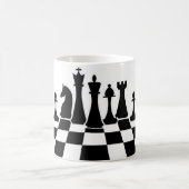 Zwarte schaakstukken op een schaakbord koffiemok (Center)