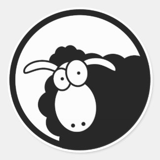 Zwarte schaap aan de binnenkant ronde sticker