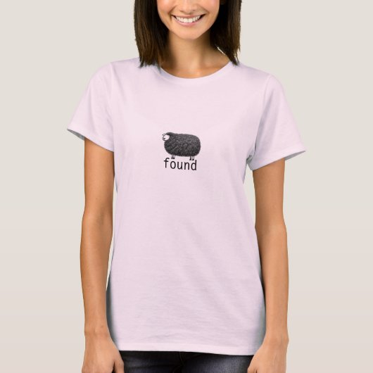 Zwarte schaap met "Gevonden" tekst T-shirt (Voorkant)