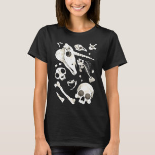 zwarte Schedels en Botten - Wunderkammer T-shirt