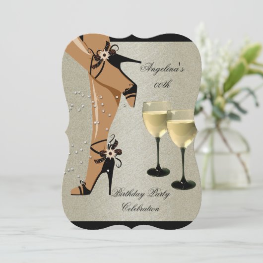 Zwarte schoenen Wijnglas Birthday Party Kaart (Staand voorkant)