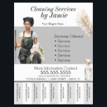 Zwarte schoonmaakservice Business Tear Off Flyer<br><div class="desc">Moderne brochures voor reinigingsservice</div>