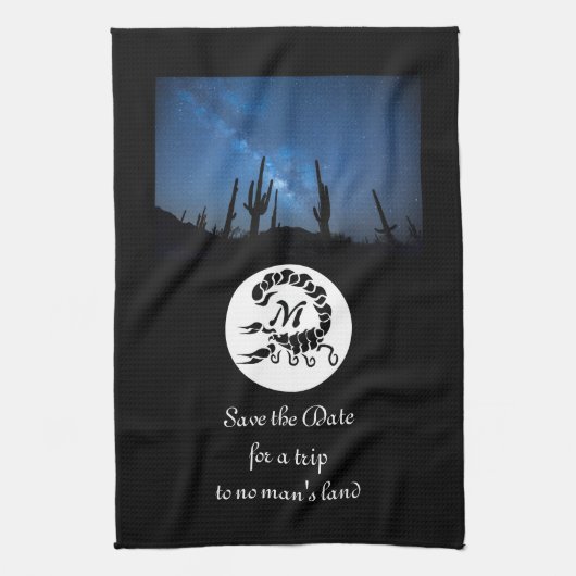 Zwarte Scorpion Silhouette Monogram Foto Theedoek (Verticaal)