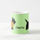 Zwarte Scottie Terrier Dog Oranje Name Persoonlijk Koffiemok (Center)