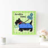 Zwarte Scottie Terrier Dog Persoonlijk Groen Vierkante Klok (Huis)