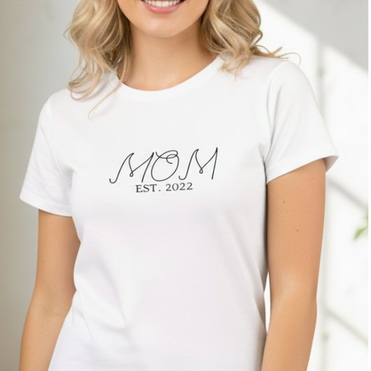 Zwarte Script MOM  Opgericht 20XX  T-shirt