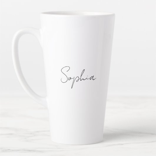 Zwarte scriptnaam of monogram op wit latte mok (Links)